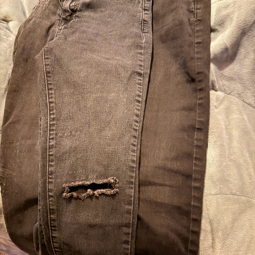 Forever 21 Black Skinny Jeans